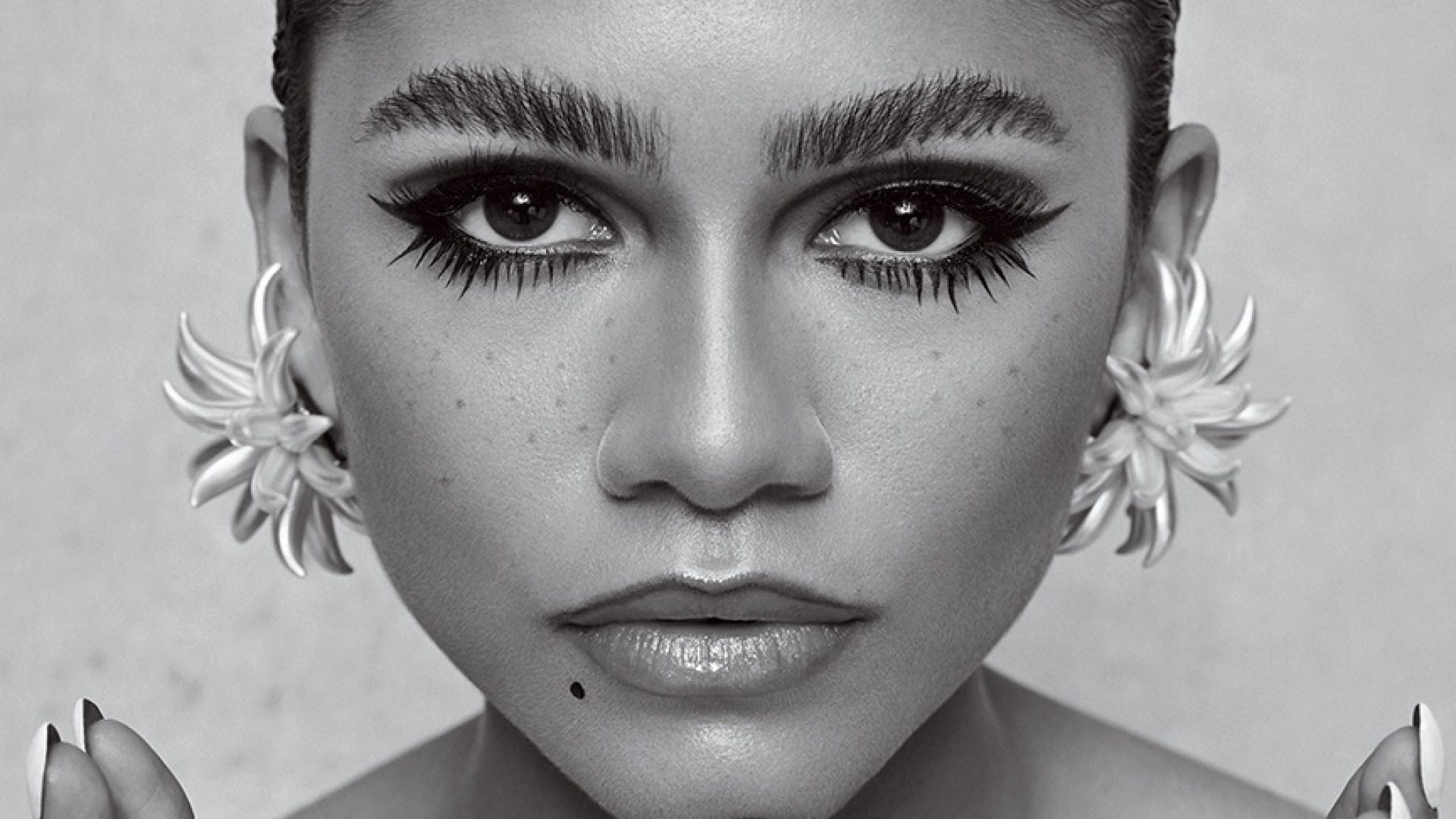 Zendaya Covers ESSENCE For November/December 2020 Issue - Essence