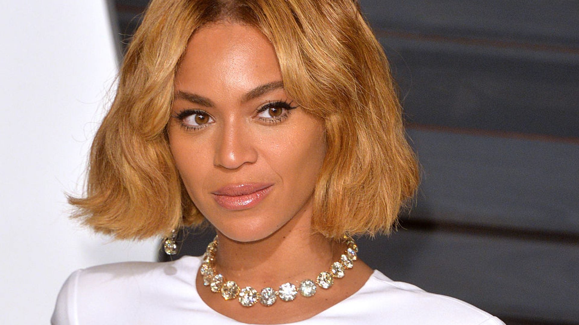 Beyoncé Has Actual Beehives At Home and You'll Never Guess Why