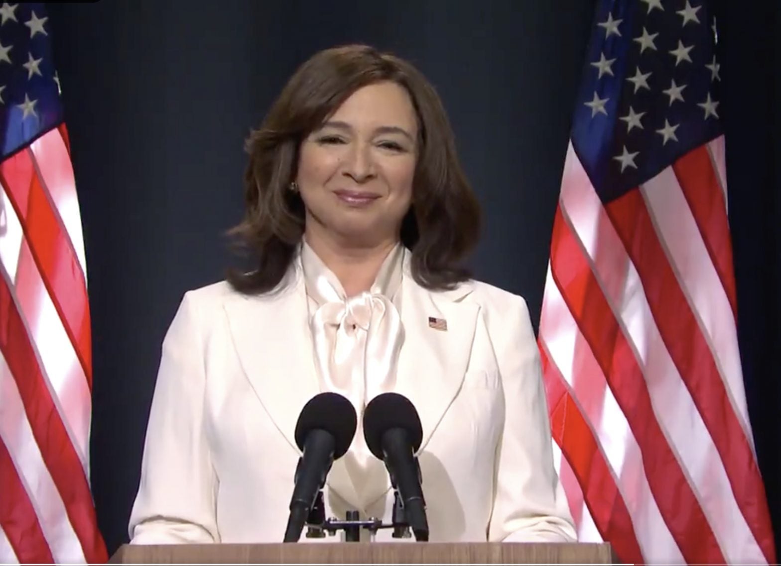 Maya Rudolph Brings It As Vice President-Elect Kamala Harris On ...