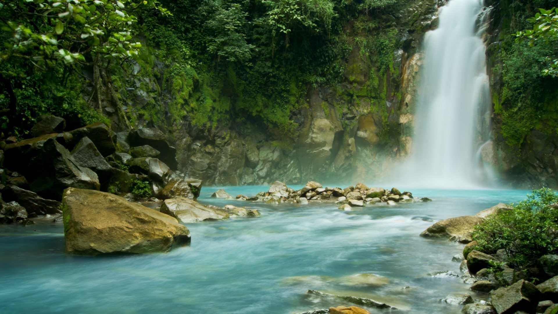 Heal, Pray, Love: How To Plan The Costa Rica Vacation Of Your Dreams