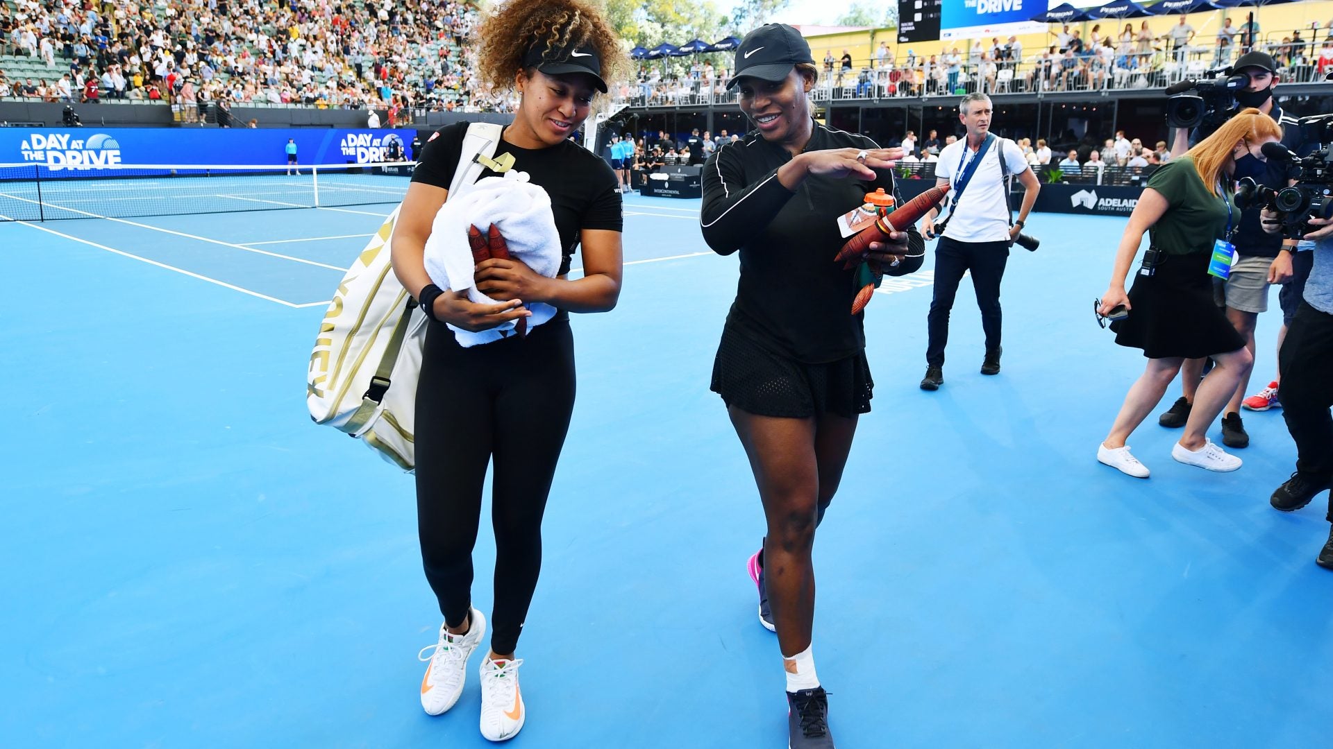 Serena & Venus Williams, Naomi Osaka Win Round 1 Of ...