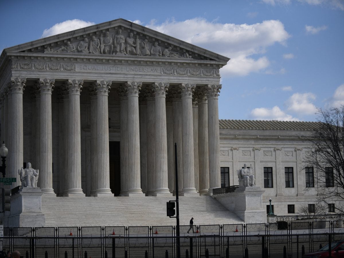 Supreme Court Ends Federal Eviction Ban - Essence | Essence