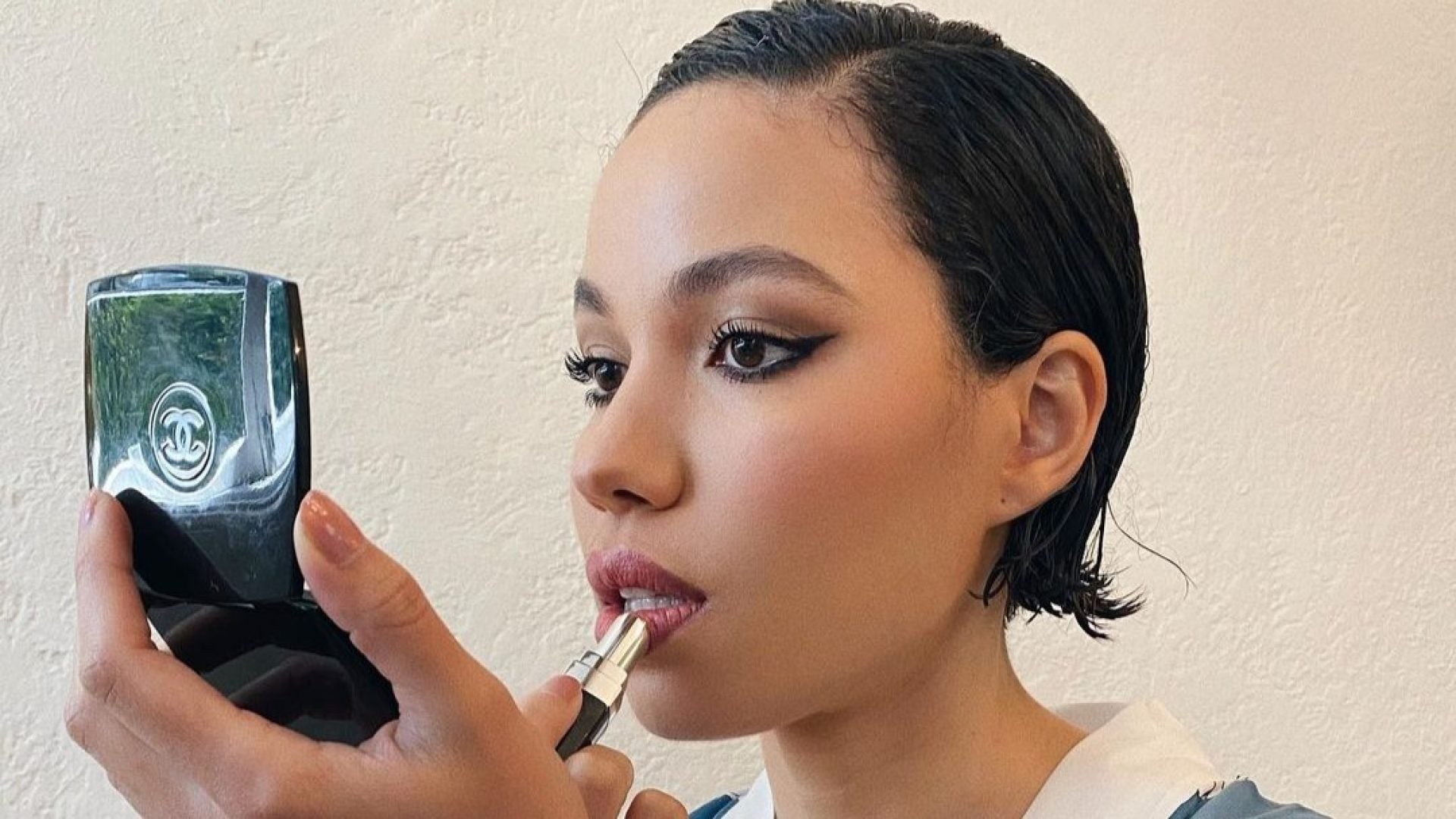 Let's Talk Jurnee Smollett's Sultry SAG Awards Beauty Look