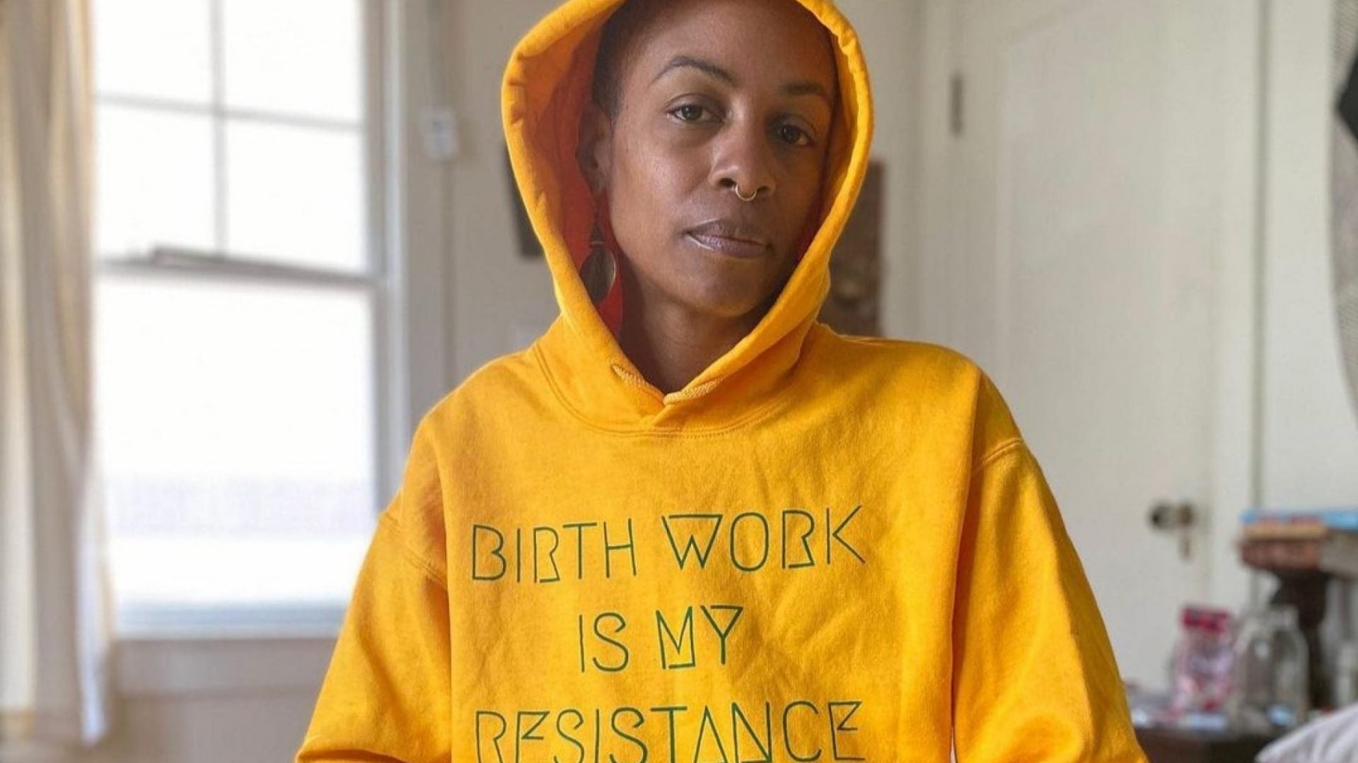 9 Black Doulas And Midwives To Follow Now — Whether You're Expecting Or Not