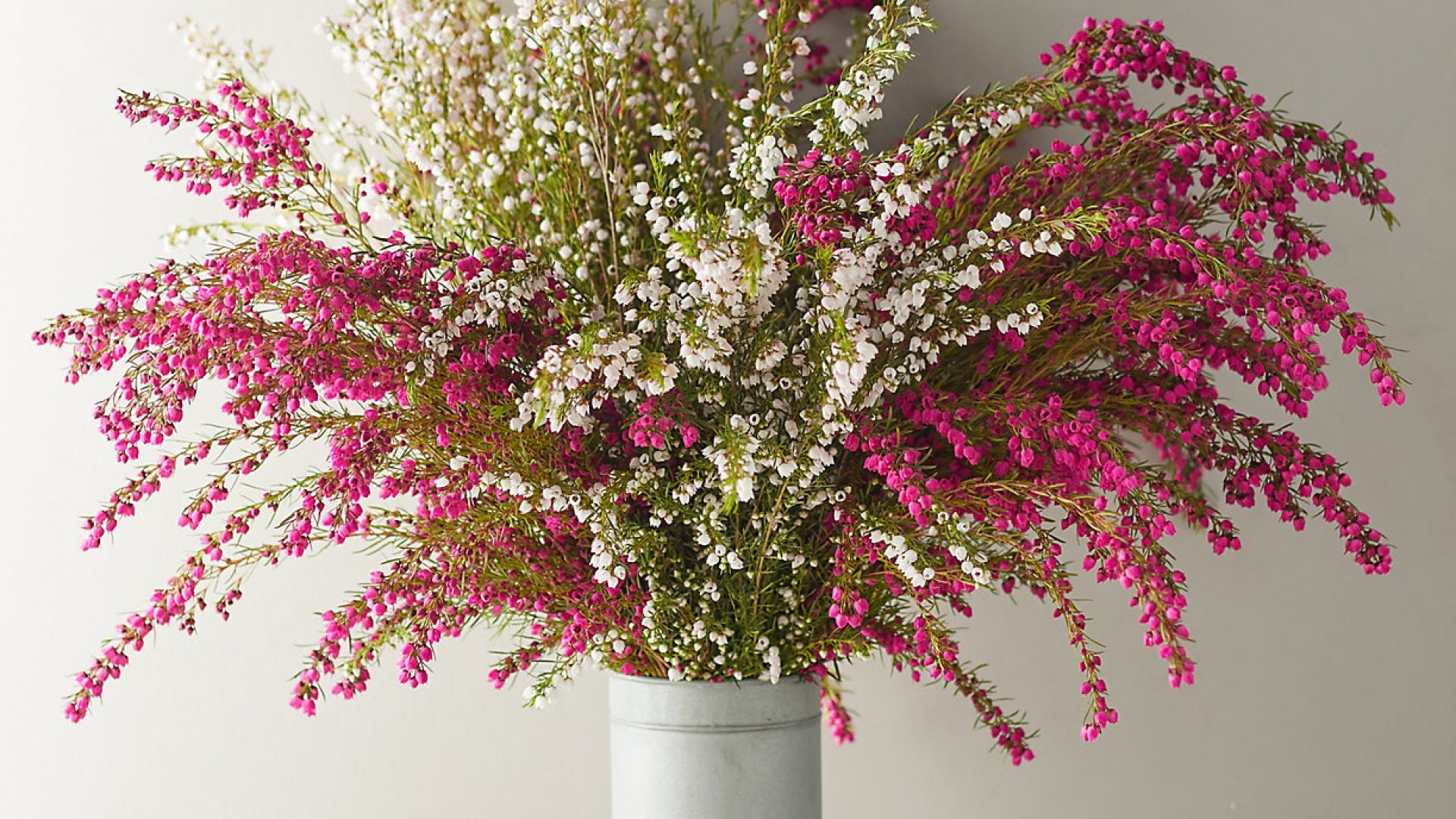 17 Showstopping Mother's Day Floral Arrangements For Every Type Of Mom