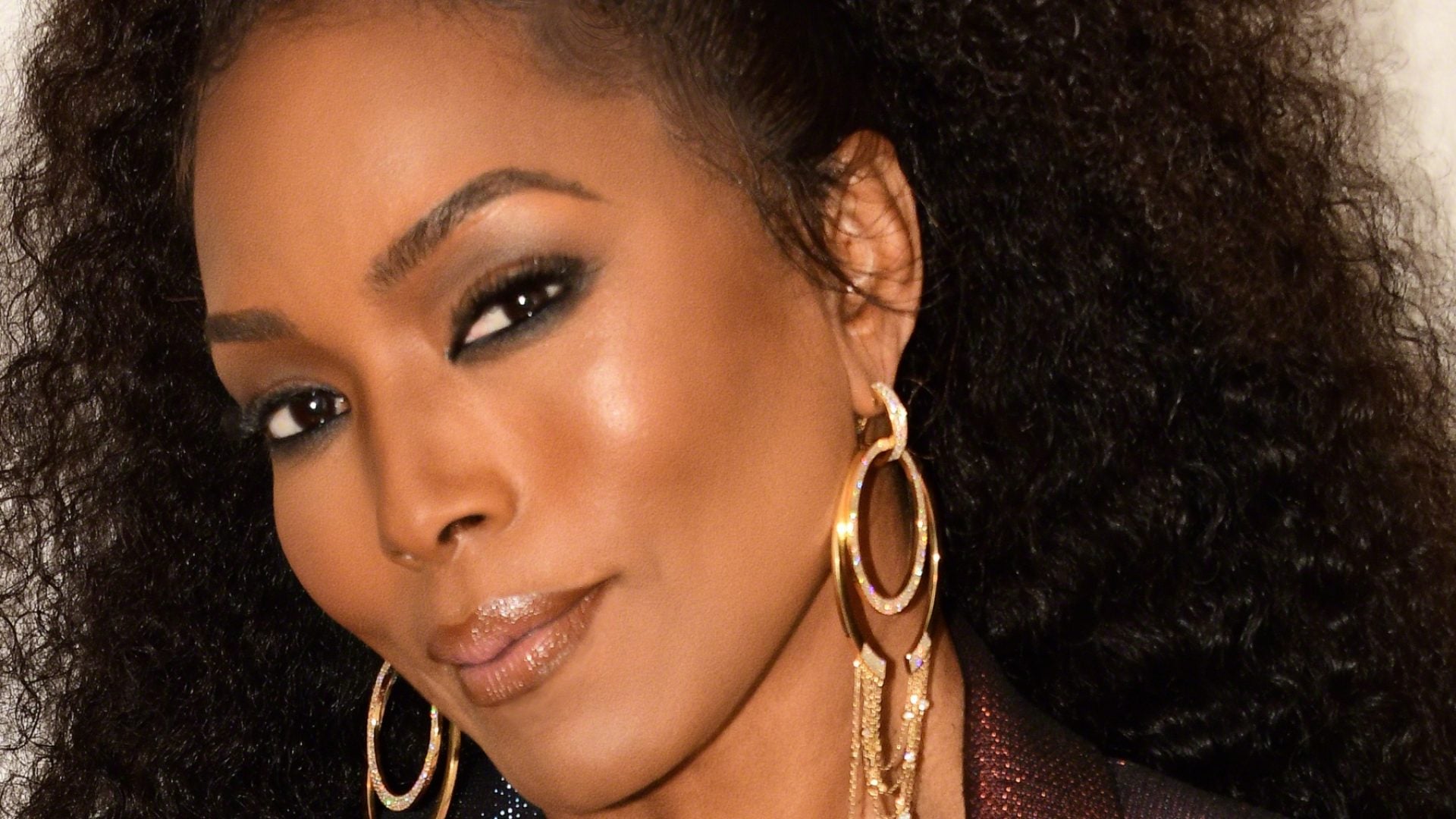 Angela Bassett On Clean Eating, Cooking For Her Family And Those "Ageless" Compliments
