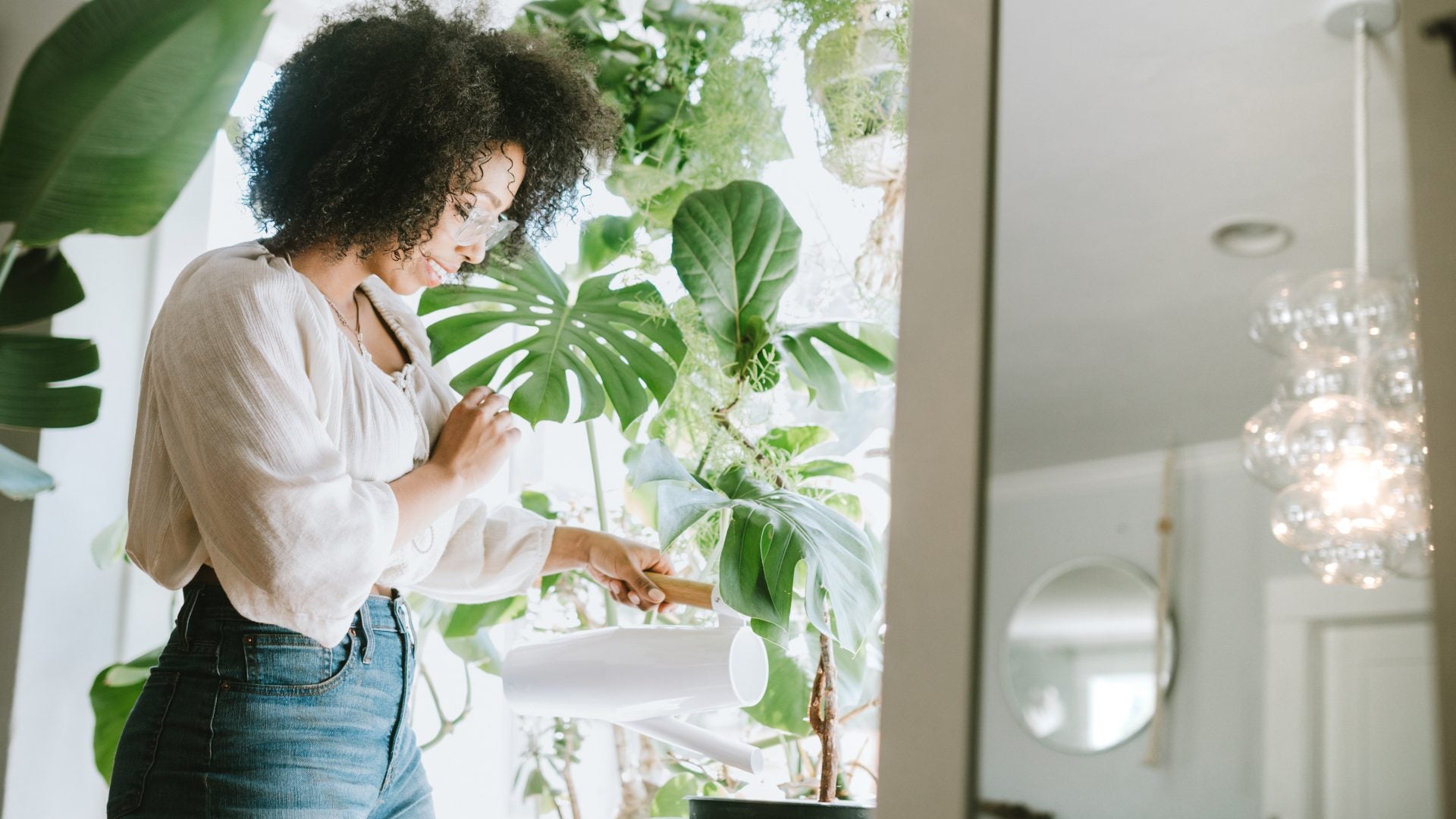 Plant Lovers, Behold! 17 Planters So Chic They Basically Double As Show-Stopping Decor