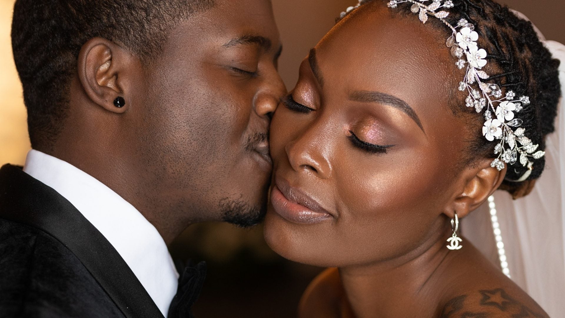 Bridal Bliss: Jessica And Lawrence Walked On Water To Say "I Do"