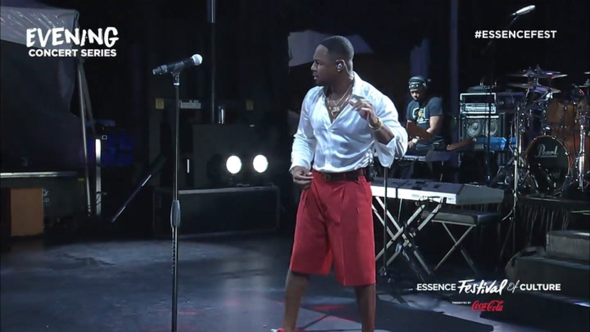 Tank Essence Fest Performance