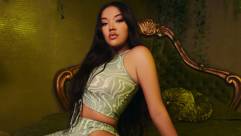 Ming Lee Simmons And Boohoo Teamed Up For A Fabulous 40-Piece