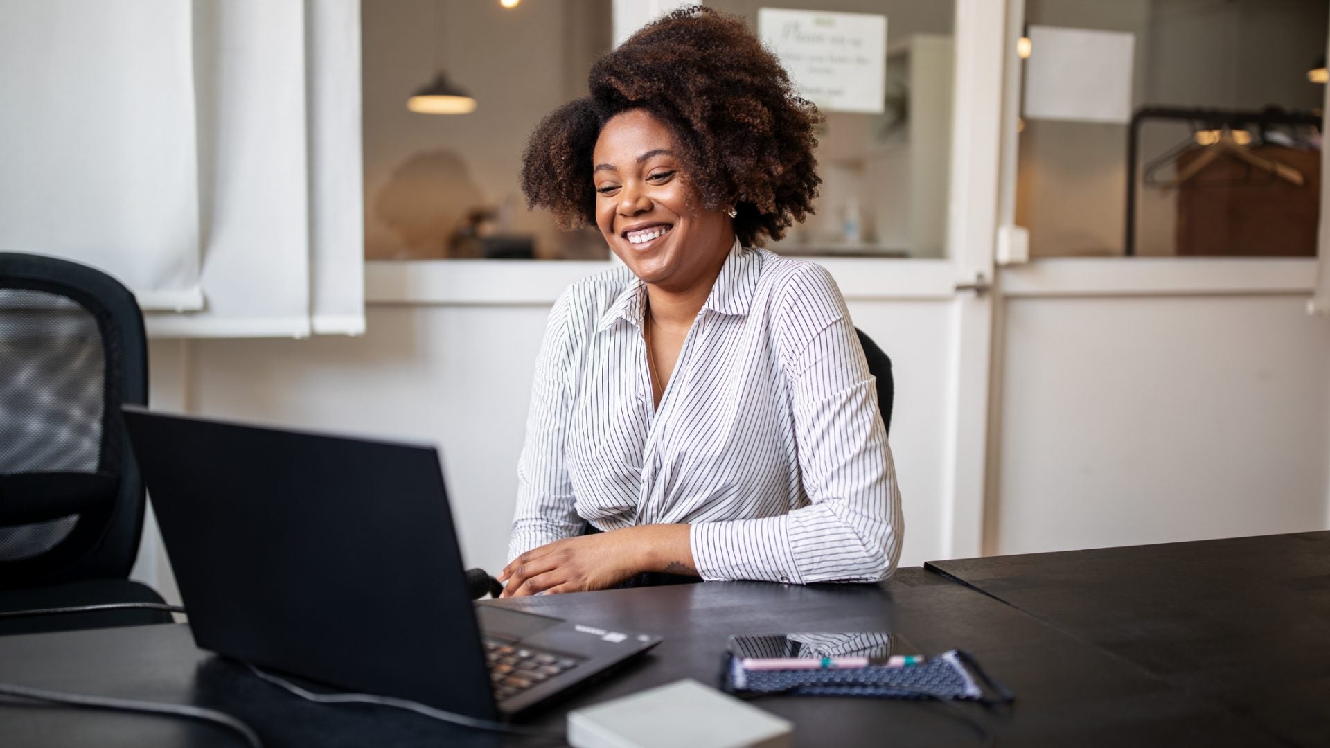 American Express' Coalition To Back Black Businesses Awards 25K Grants To Black Businesses