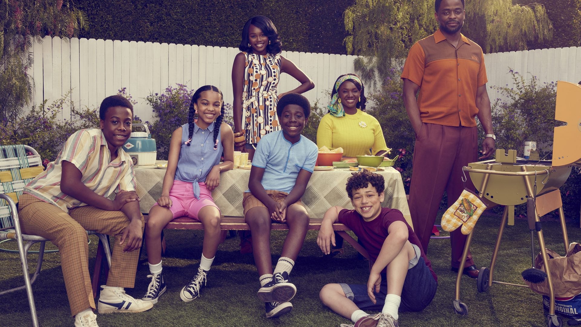 Exclusive: Take A First Look At The Beautiful Black Family In 'The Wonder Years'