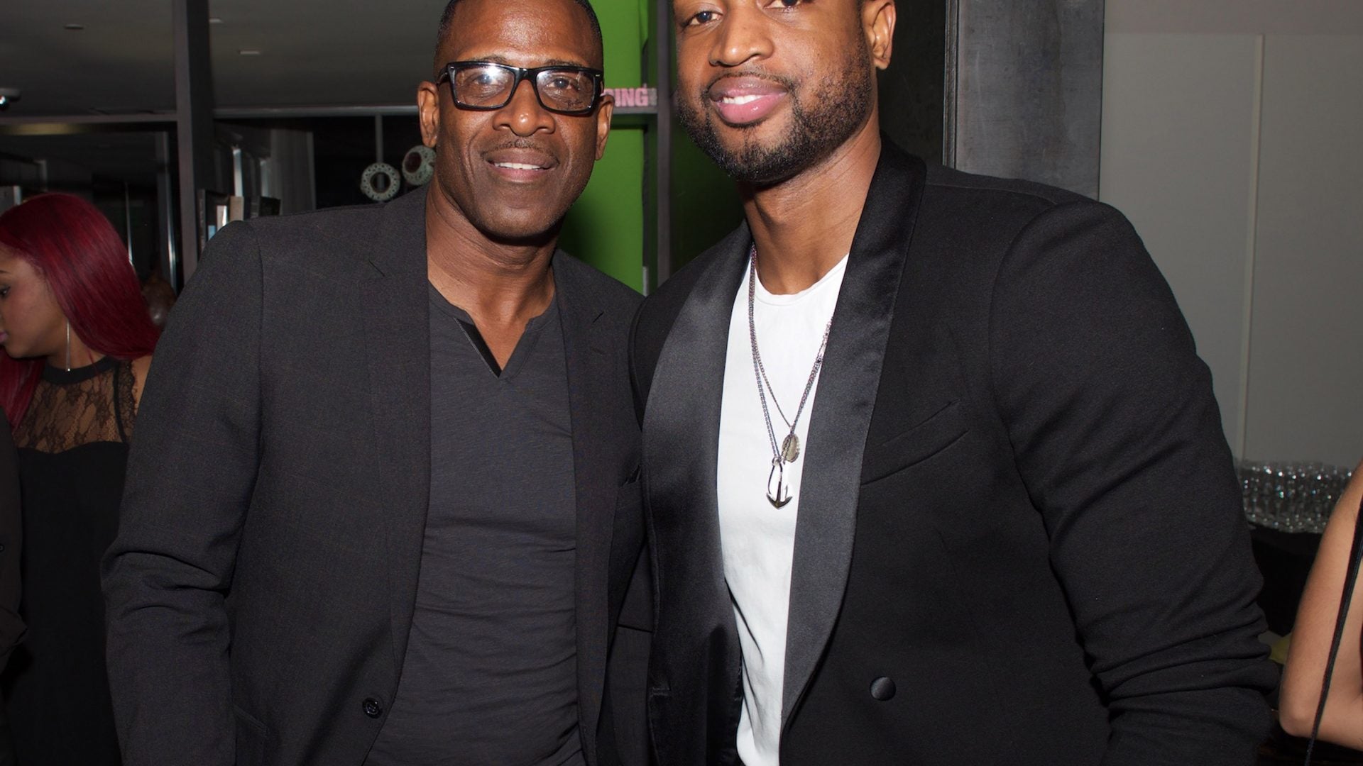 People Can't Believe This Is Dwyane Wade's Dad: 7 Photos Of Father And Son