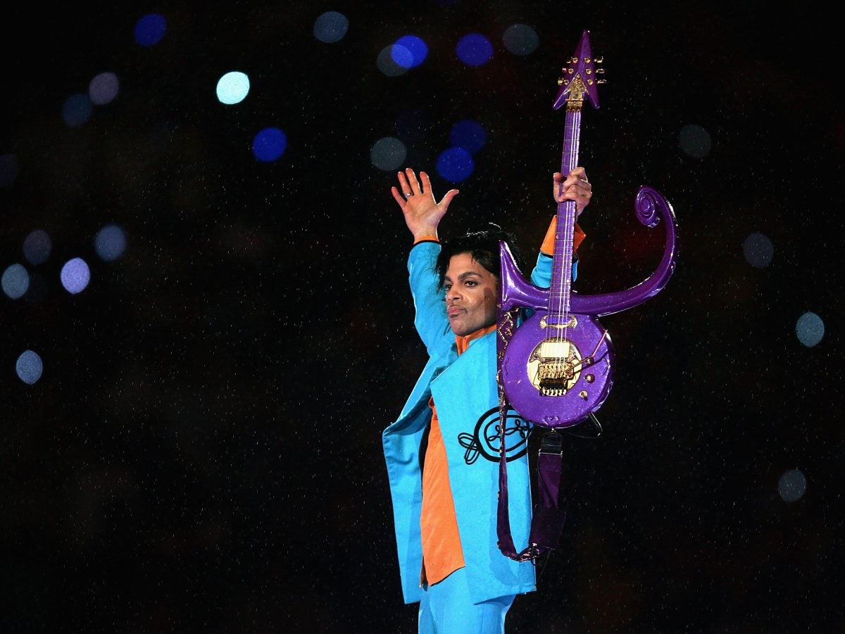 Prince May Be Honored With Posthumous Congressional Gold Medal