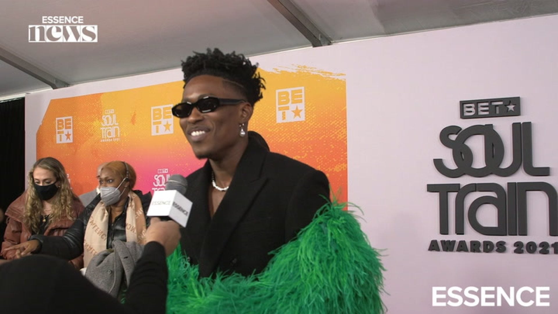 BET Soul Train Awards 2021| Celebs On The Red Carpet