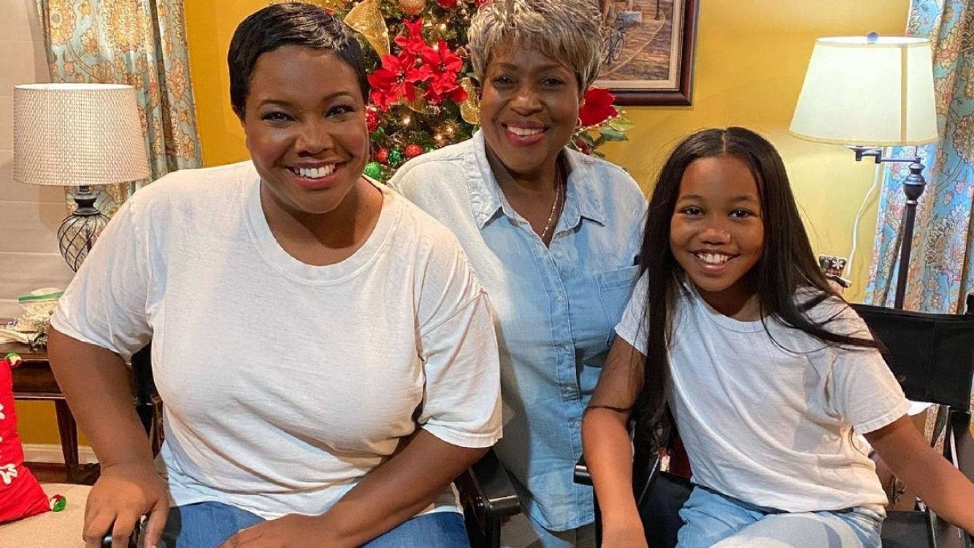 Kellie S. Williams Reunites With TV Mom On Set Of Daughter's New Film