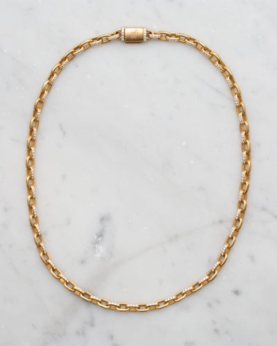 The Most Fabulous Unisex Jewelry That Will Look Amazing On Anyone - Essence