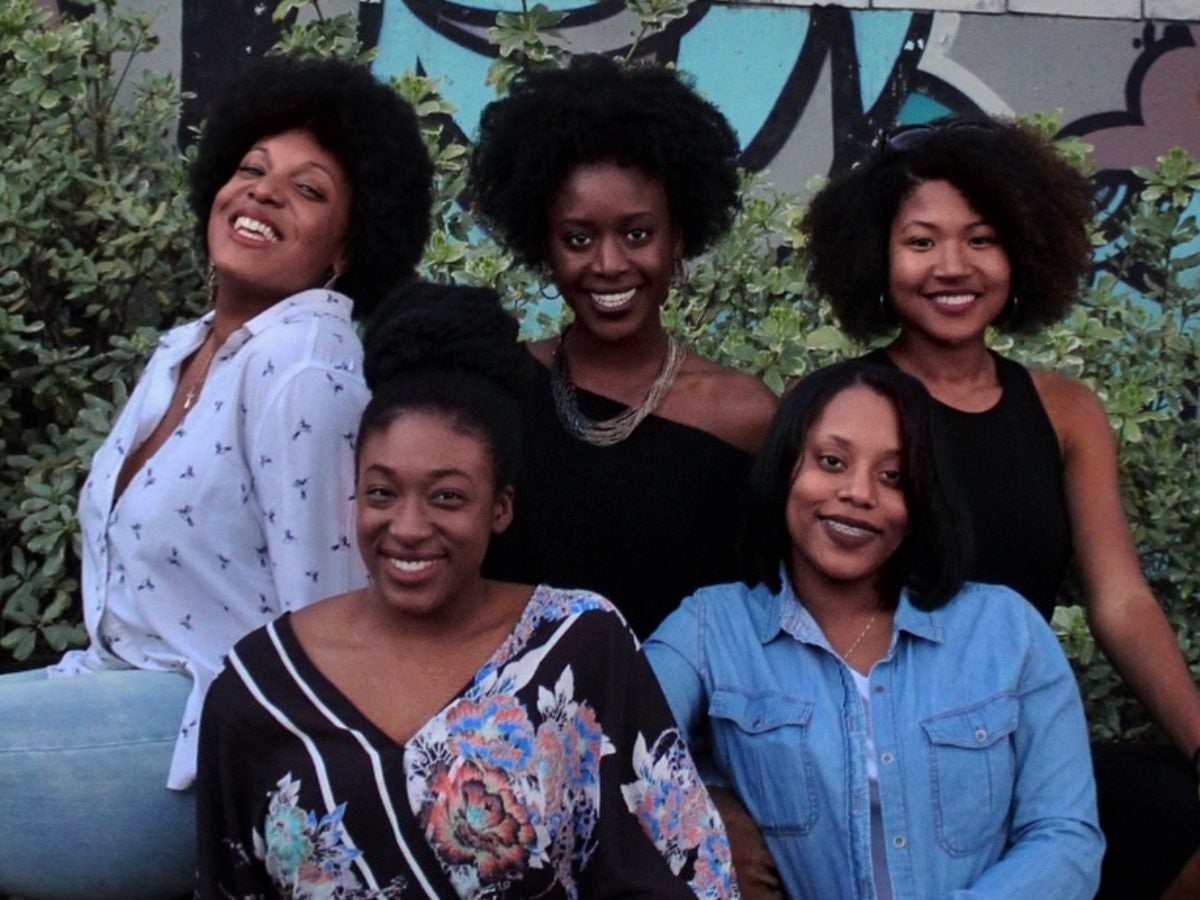 EXCLUSIVE: Hairstylists Required To Cut Textured Hair In Order To Get License—Black Professionals Weigh-In