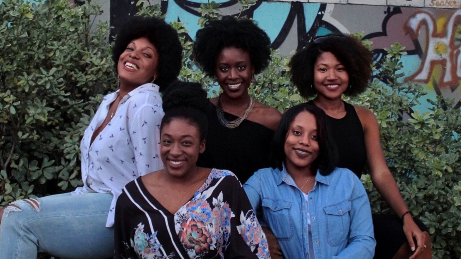 EXCLUSIVE: Hairstylists Required To Cut Textured Hair In Order To Get License—Black Professionals Weigh-In