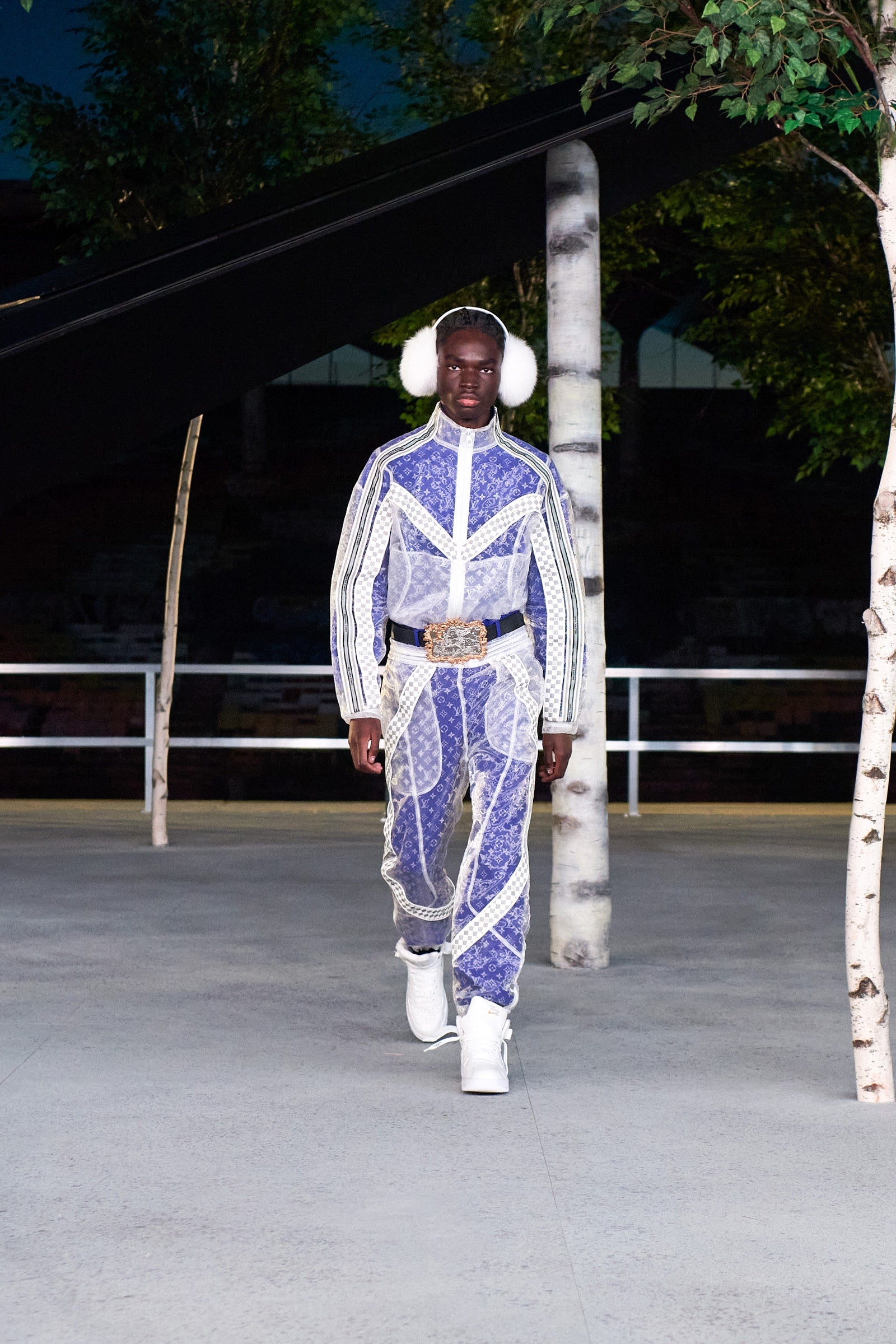 Louis Vuitton is set to pay tribute to Virgil Abloh tonight