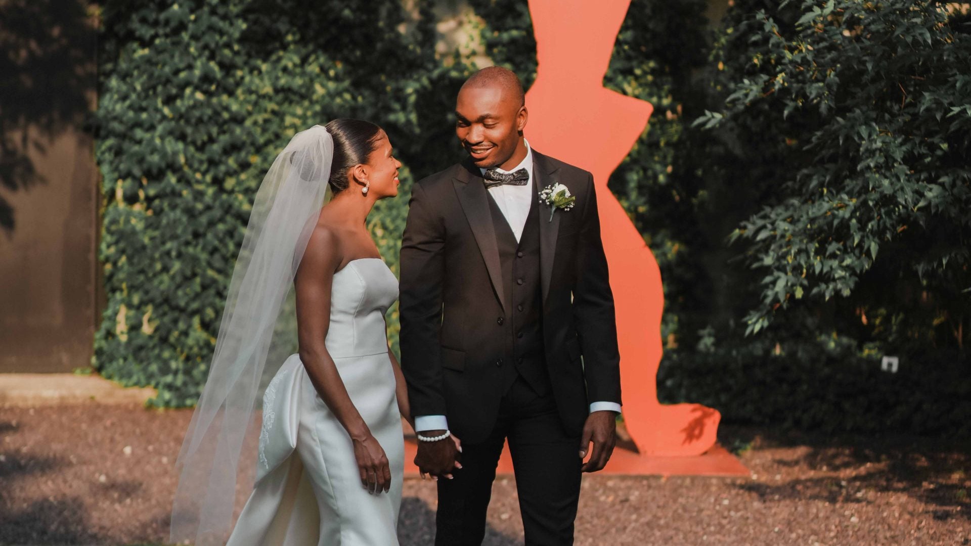 Bridal Bliss: Taaj And Jeremy Were Surrounded By Love — And Priceless Art — At Their Chic Chicago Wedding