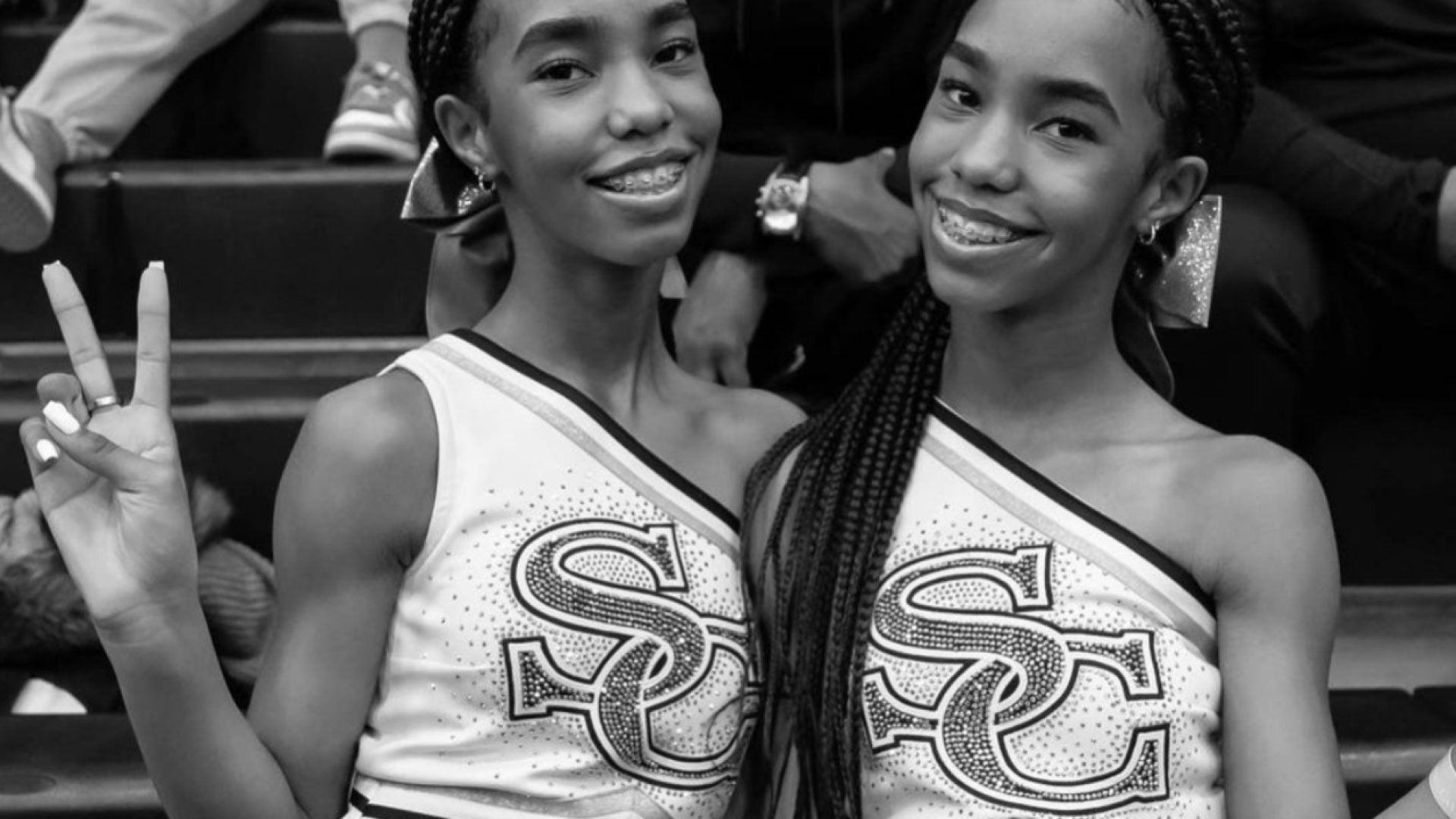 The Combs Twins Show Off Their Cheerleading Chops In Front Of Their Famous Father