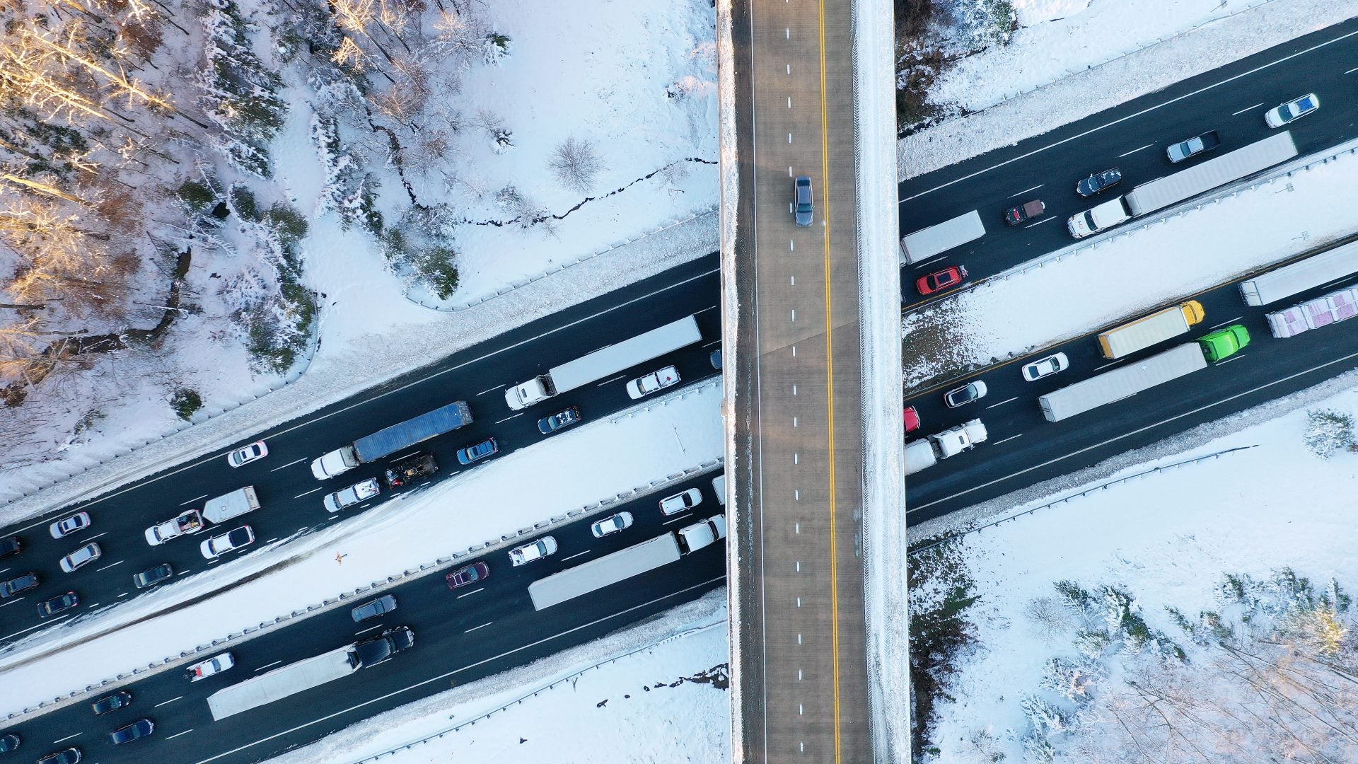 I-95 Reopens After Snowstorm Leaves Hundreds Of Drivers Stranded For More Than 24 Hours