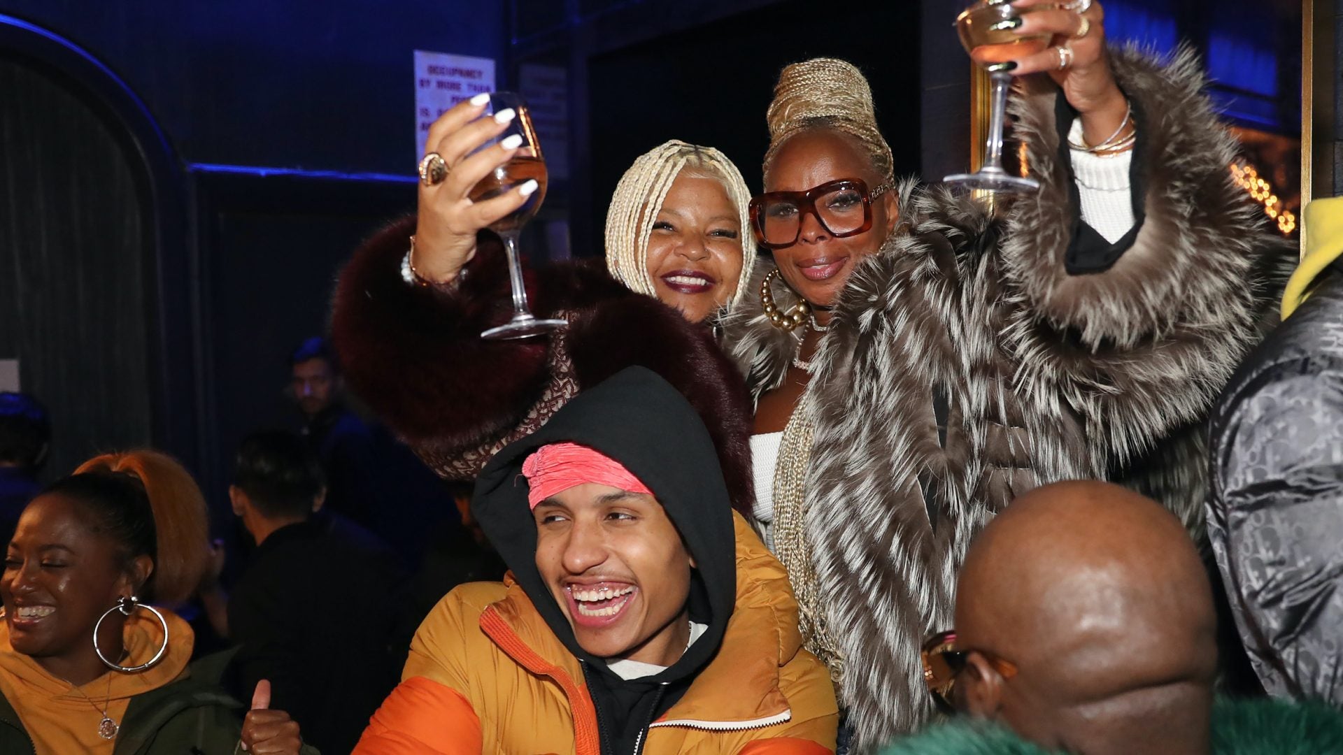 Star Gazing: Mary J. Blige, Denzel Washington, H.E.R. and More Spotted Out and About