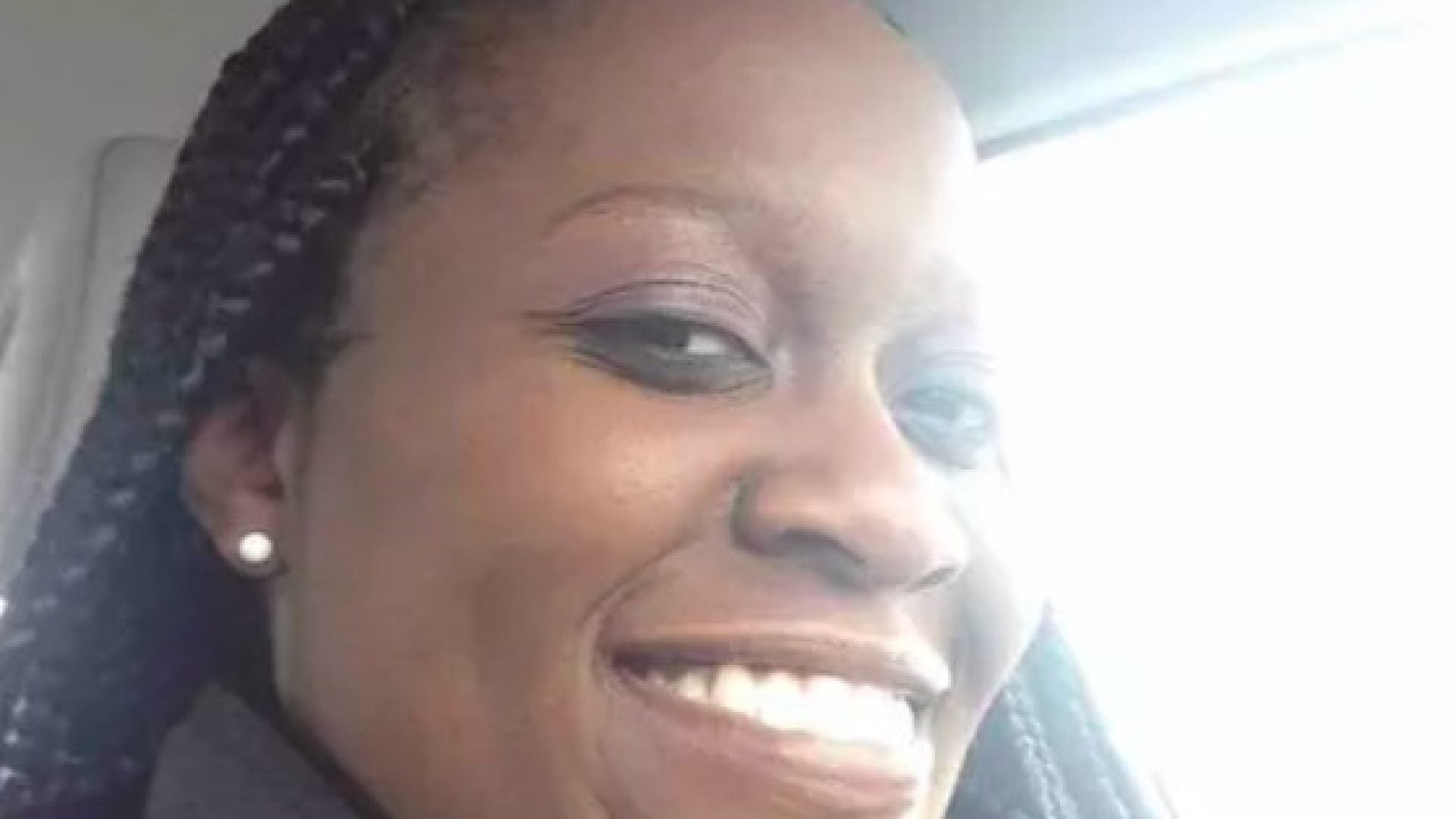 Child Welfare Worker Fatally Stabbed During Home Visit, CPS Community Posts In Solidarity