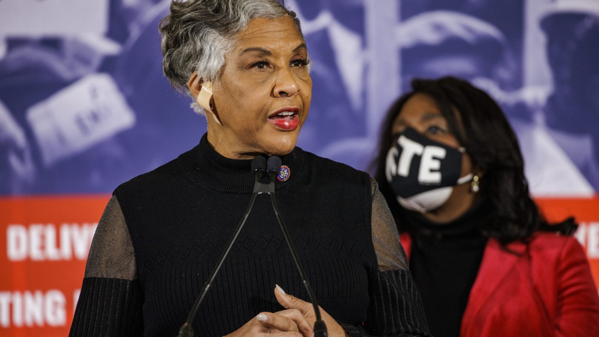 Rep. Harold Rogers Cursed At Rep. Joyce Beatty When She Asked That He Wear A Mask