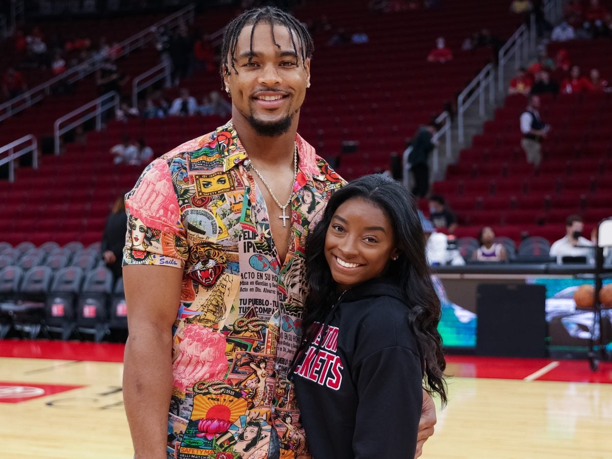 'Woke Up A Fiancée!' Simone Biles Announces Engagement To Jonathan Owens