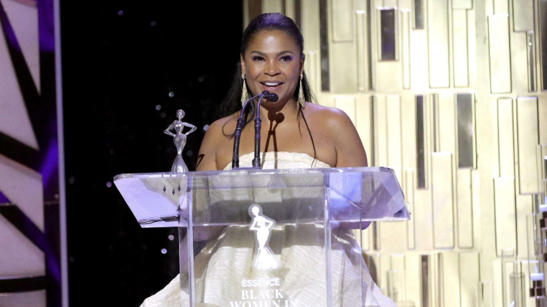 Nia Long Delivers A Powerful Acceptance Speech At The 2022 Black Women In Hollywood Awards