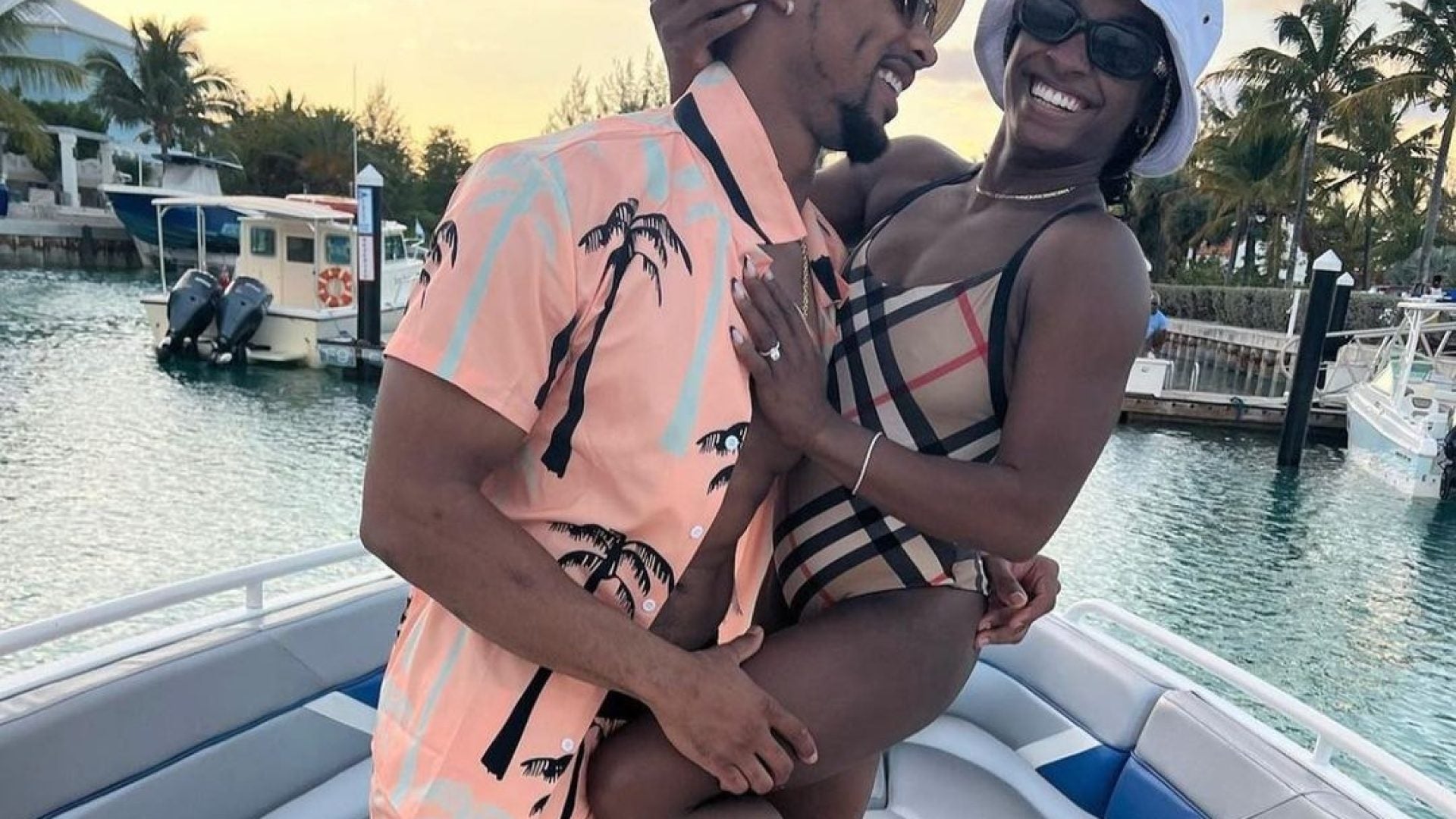 Simone Biles And Fiancé Jonathan Owens Are On The Cutest Birthday Baecation To The Turks And Caicos