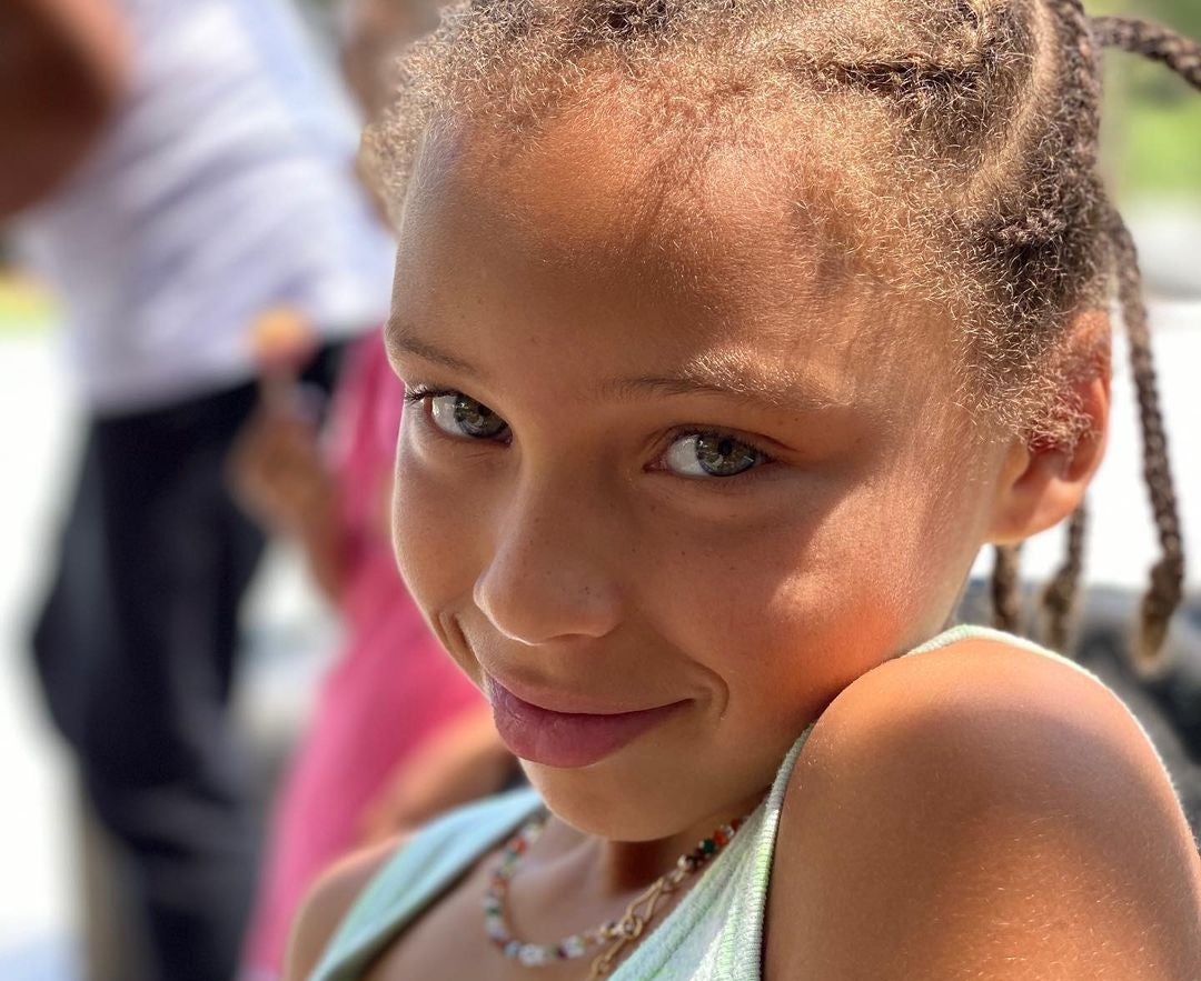 Riley Curry Makes Adorable Modeling Debut for Freshly Picked -- See Her in  Action!
