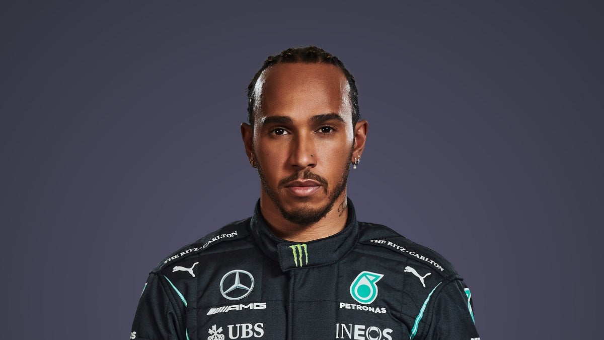 Lewis Hamilton Joins Group To Purchase Denver Broncos - Essence | Essence