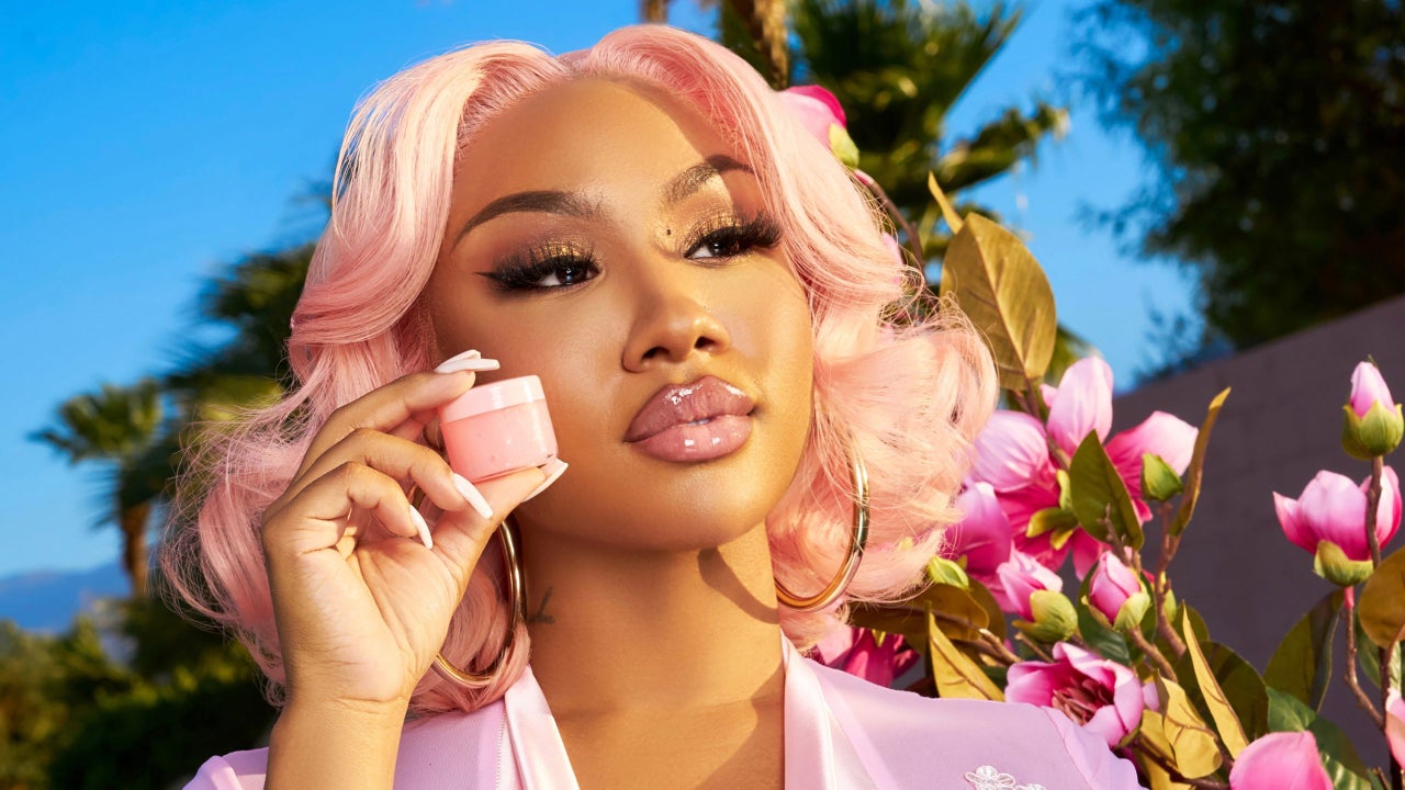 Ari Fletcher Continues To Boss Up As She Celebrates Her Stunning 'Hype  Hair' Magazine Cover