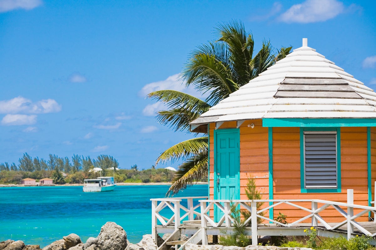 Bahamas - The best way to buy from your favorite stores in the  U.S.