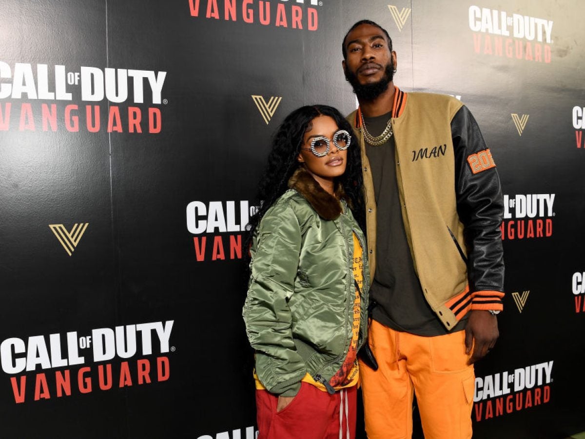 Iman Shumpert Gifts Teyana Taylor A 1979 Corvette Filled With Roses For Their Anniversary