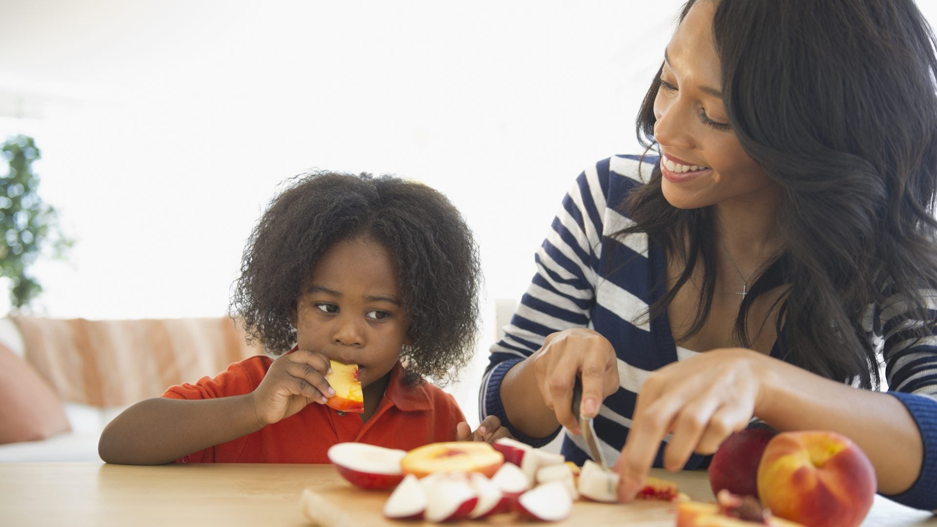 Try These Strategies For Helping Kids Stick To A Healthy Diet