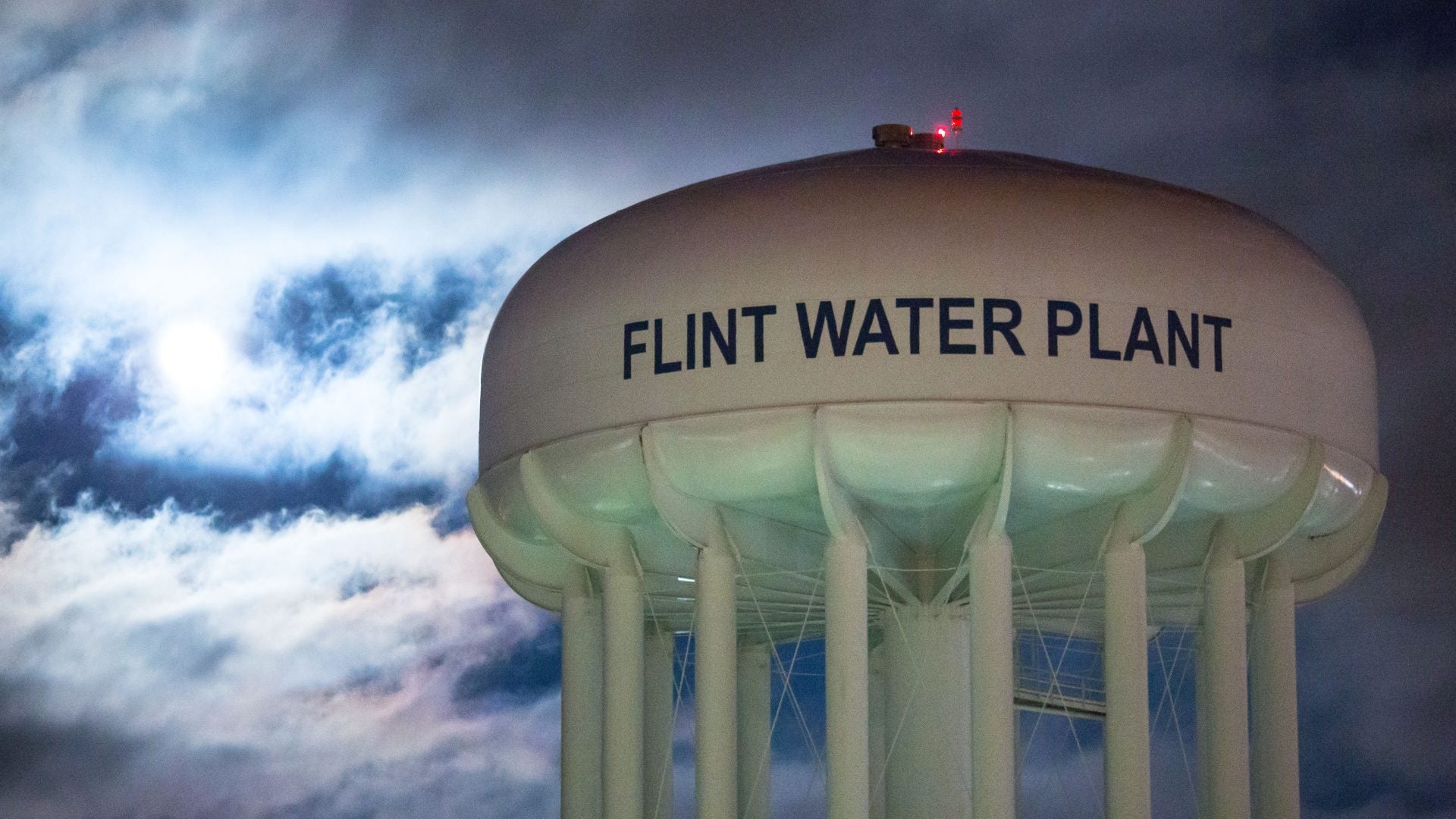 Flint Water Crisis Charges Dismissed For 7 Former State Officials