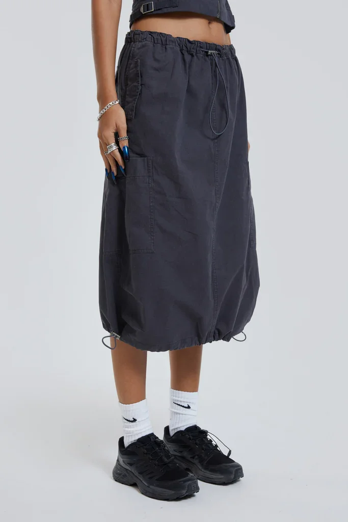 The Cargo Skirt And Its Comeback - Essence | Essence