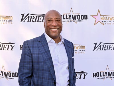 Hollywood mogul Byron Allen is readying a bid for the Washington