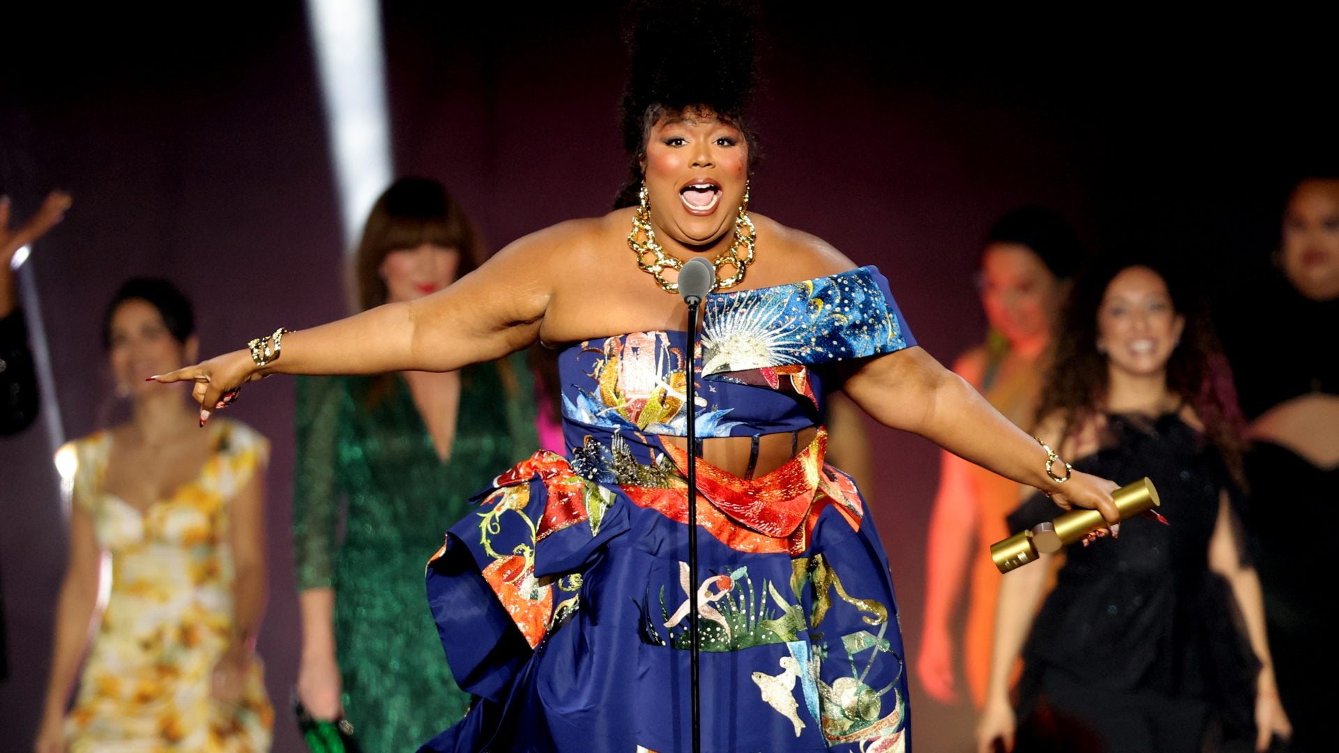 Lizzo Is Rightfully Named 'The People’s Champion' At The 2022 People’s Choice Awards