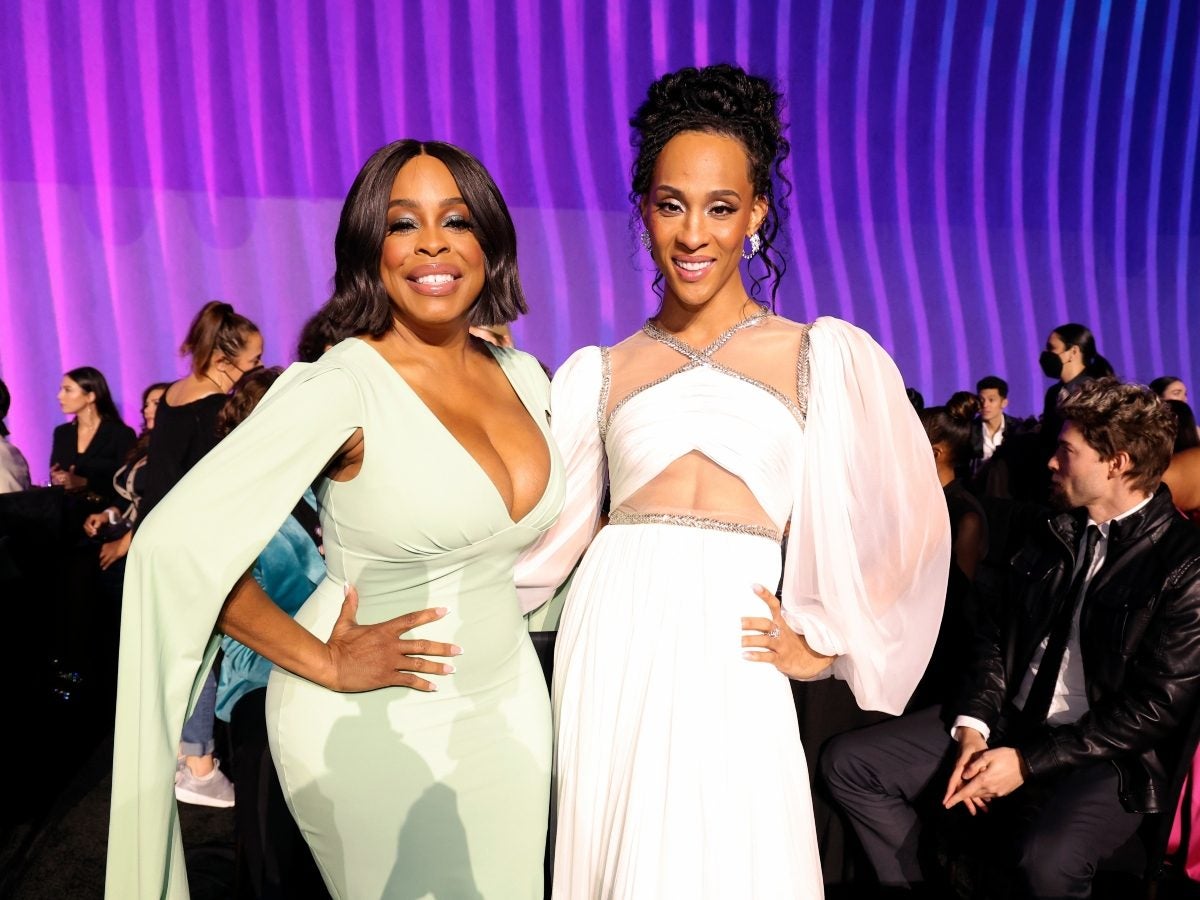 Regina Hall, Jennifer Hudson, Niecy Nash-Betts To Present At This Year's Golden Globes