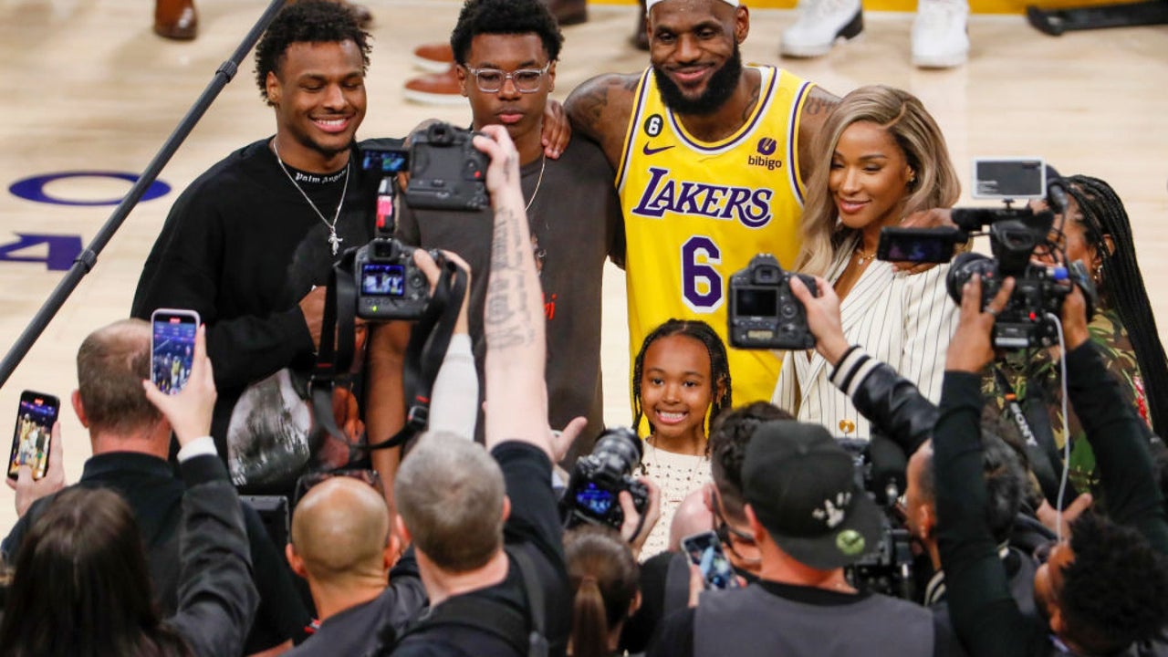 13 Sweet Photos Of LeBron James And His Family | Essence