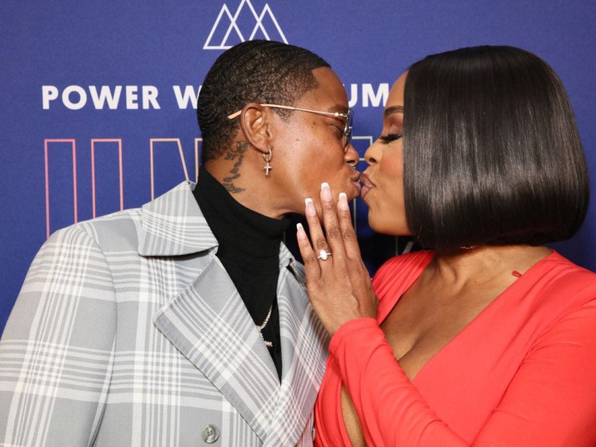 19 Photos Of Black Celebrity Couples Packing On The PDA