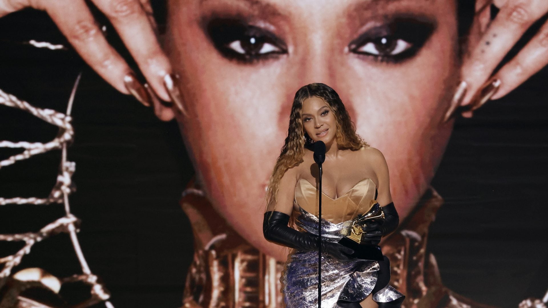 Beyoncé Breaks Record For Most Grammy Wins Of All Time