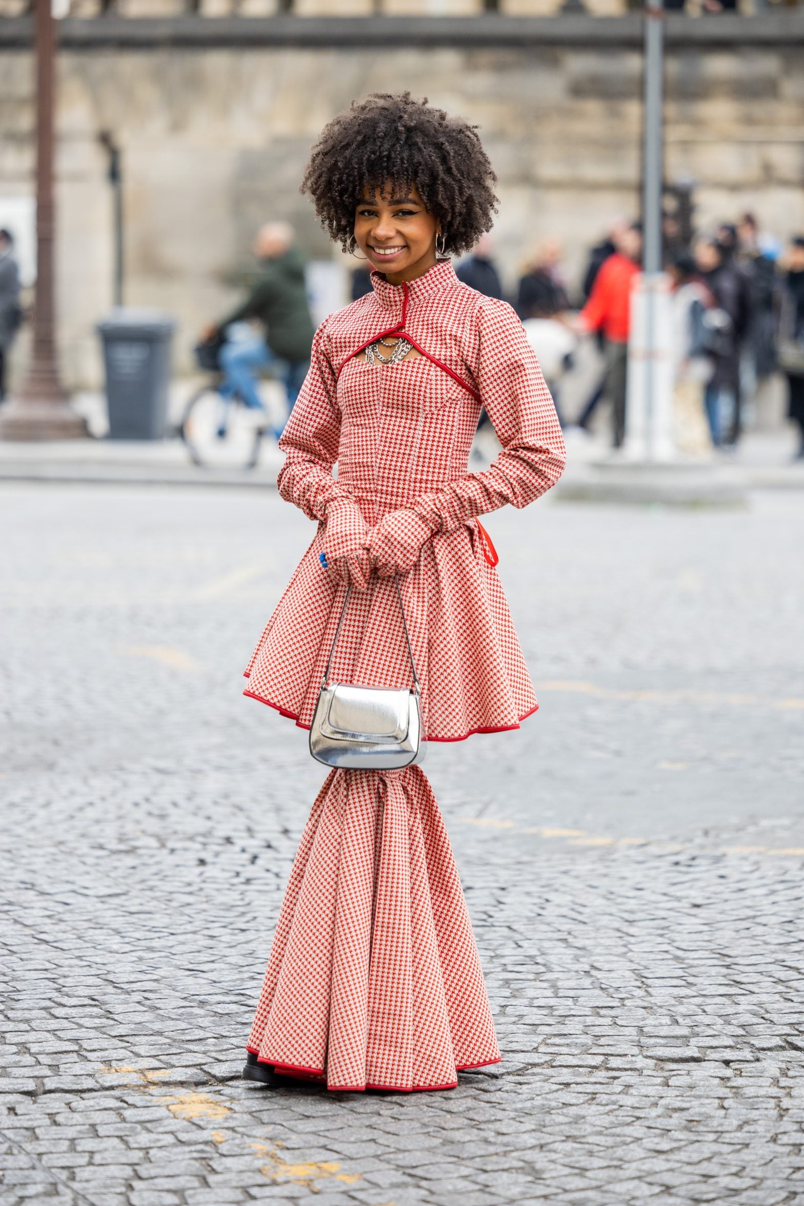 Street Style: Paris Fashion Week FW 23′