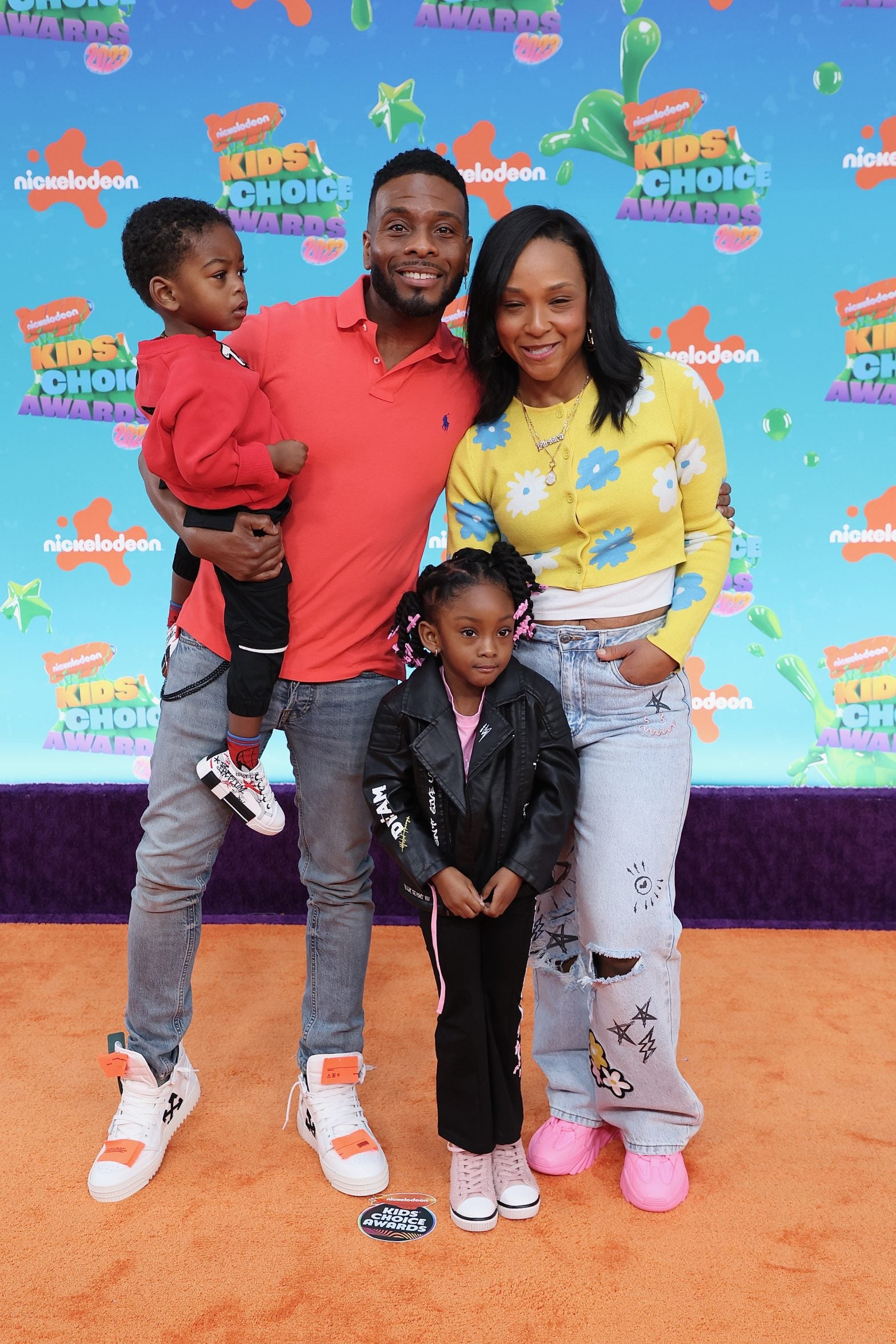 Your Favorite Stars And Their Kiddos Hit The Orange Carpet For The Nickelodeon Kids' Choice Awards