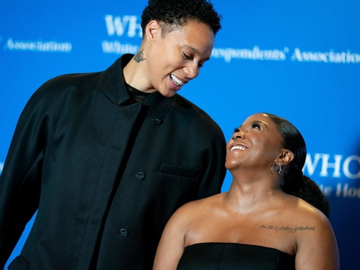 See The Stars At The White House Correspondents' Association Dinner